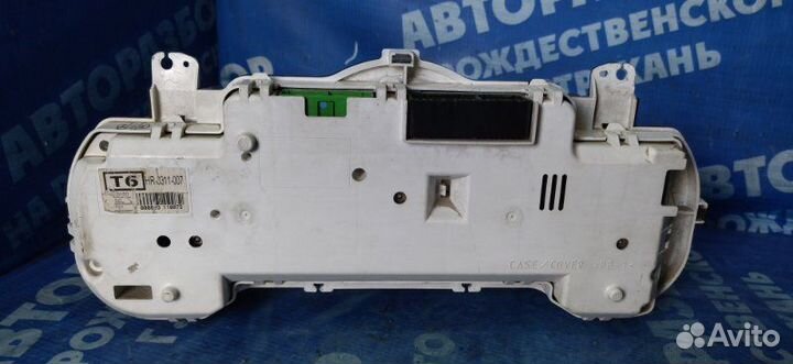 Панель приборов Honda City седан L13 2003