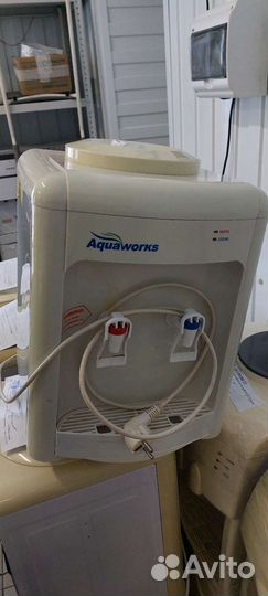 Кулер для воды б/у с лёдогенератором