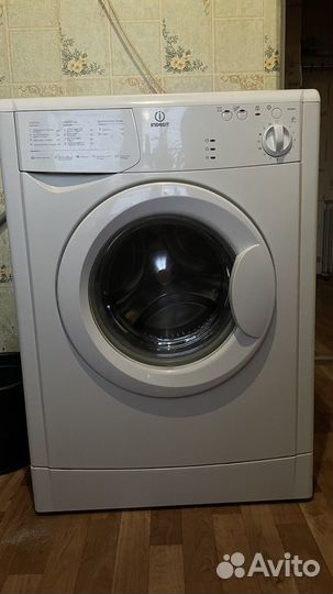 Стиральная машина indesit