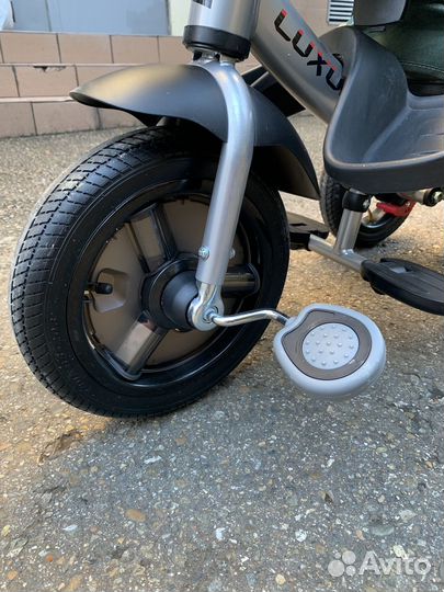 Детский трехколесный велосипед новый