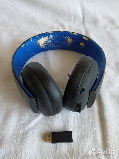 Sony playstation 4 Fat + наушники, камера, игры