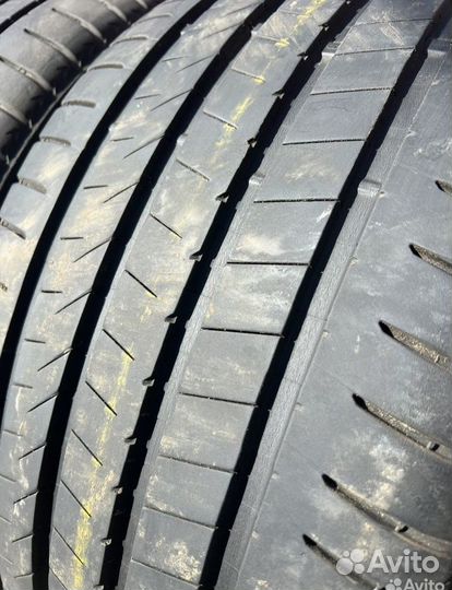 Bridgestone Alenza 001 295/35 R21