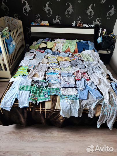 Огромная коробка детских вещей от рождения до года