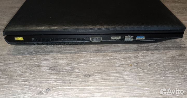 Ноутбук Lenovo G700 + сумка