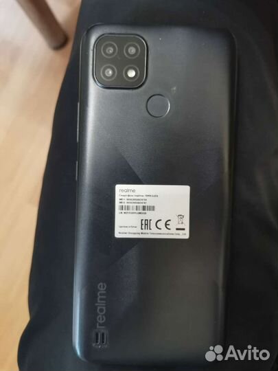 Телефон realme c21