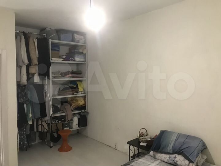 2-к. квартира, 54 м², 3/9 эт.