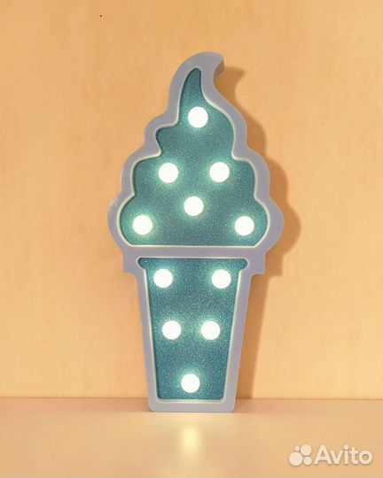 Лампа настольная