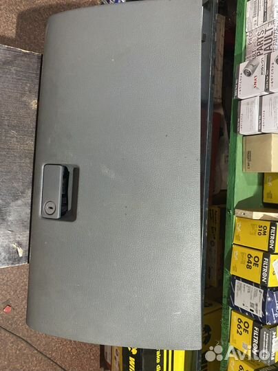 Бардачок mazda 6 gg