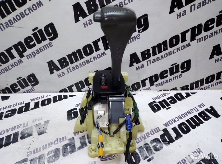 Рычаг переключения АКПП Toyota Camry Gracia SXV20