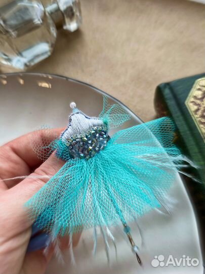 Брошь балерина