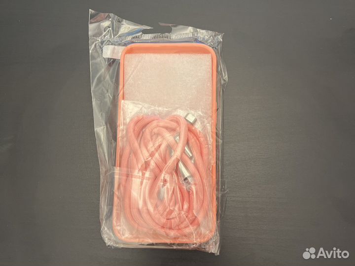 Чехол на iPhone 13