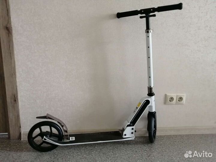 Самокат Reaction, 200 мм