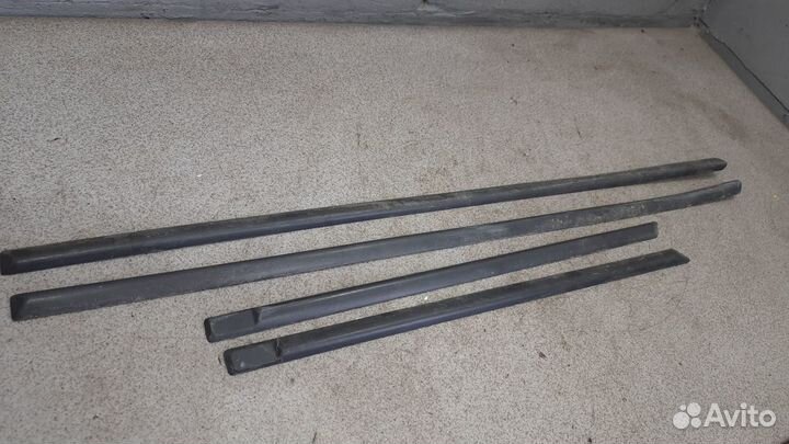 Комплект молдингов дверей для Skoda Fabia 1