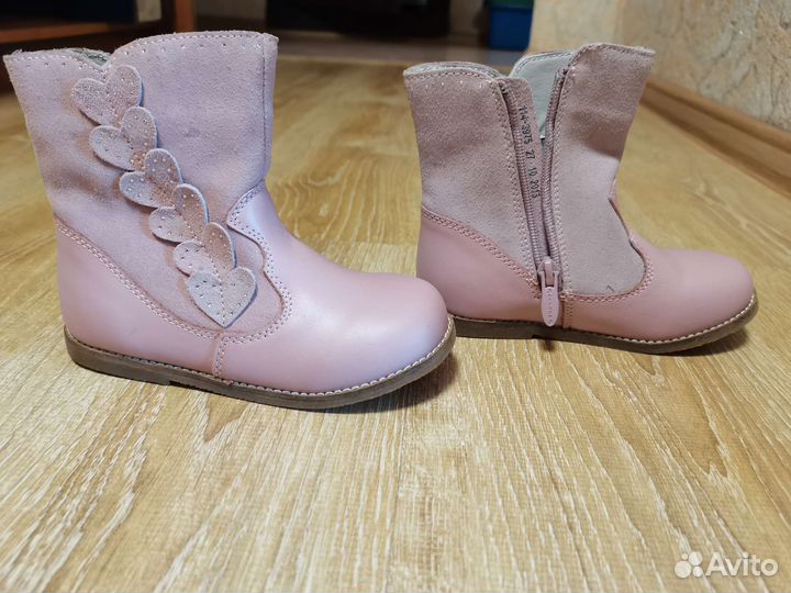 Ботинки на девочку новые
