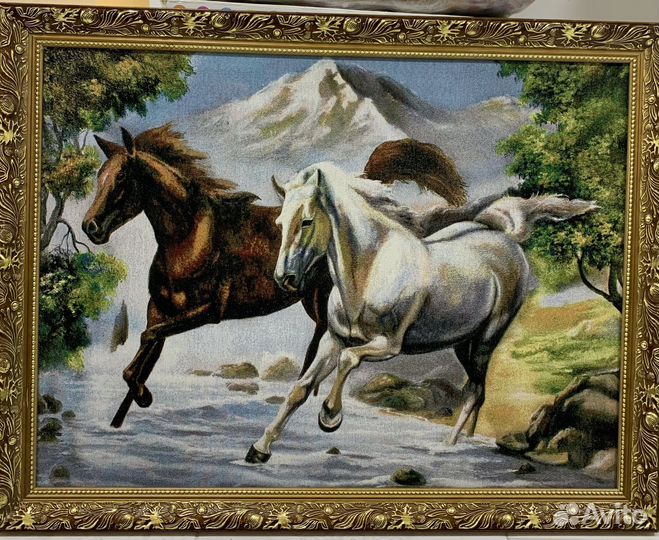 Картина из гобелена