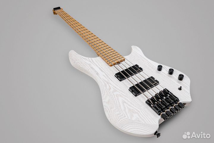 Безголовая бас гитара Stoun Classic