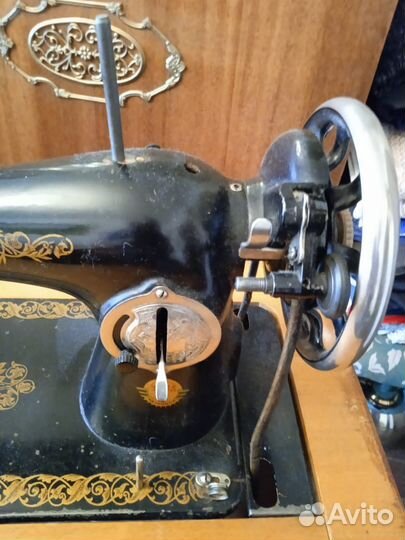 Швейная машинка подольская ножная