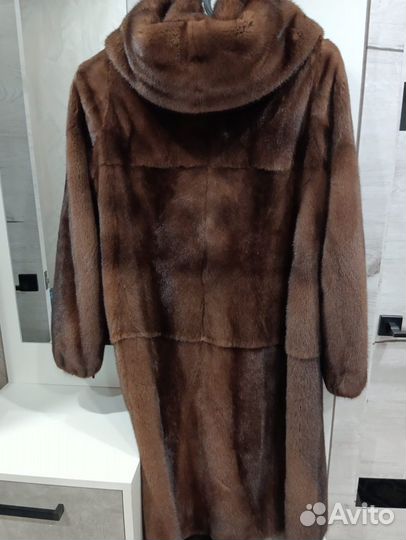 Продам норковую шубу