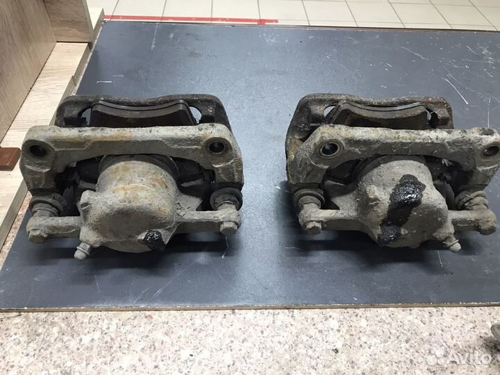 Renault kangoo суппорт тормозной передний