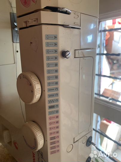 Швейная машина Janome бу