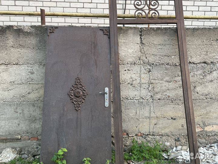 Продам дверь