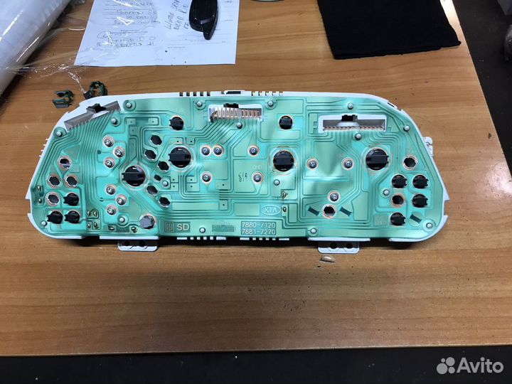 Kia Spectra панель приборов