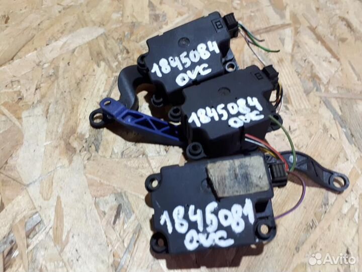 Моторчик заслонки печки Opel Vectra C 2002-2008