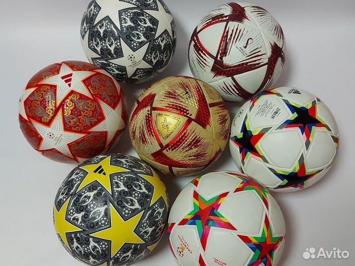 Футбольные мячи