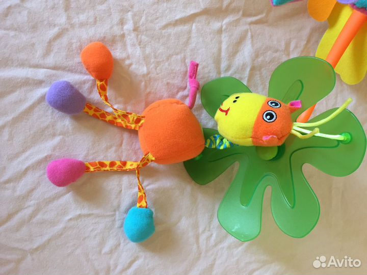 Мобиль tiny love в отличном состоянии