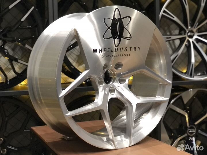 Кованые диски R19 для Mercedes V-class