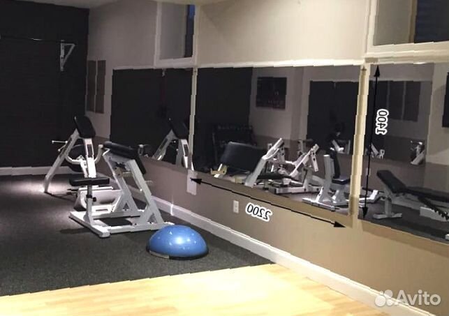 Зеркало в тренажерный зал