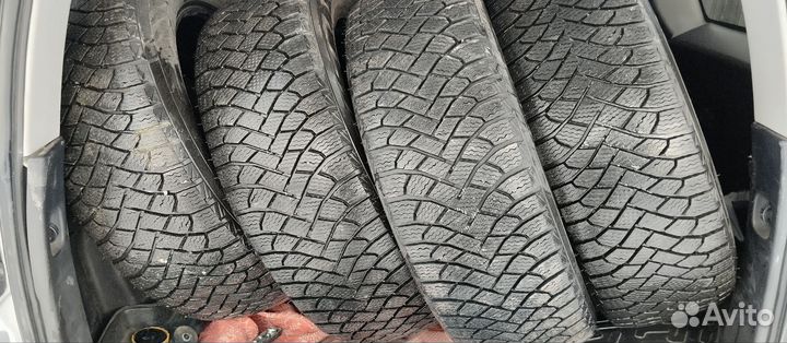 Maxxis Premitra Ice 5 SUV / SP5 235/65 R17 108T