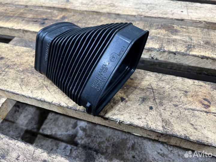 Патрубок впускной системы Bmw 1 E87 N46B20 2004