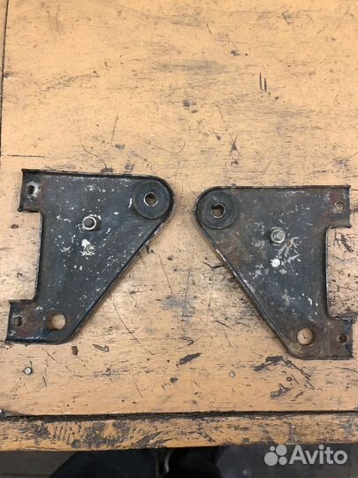 Кронштейны фары мотоцикла Тула 200