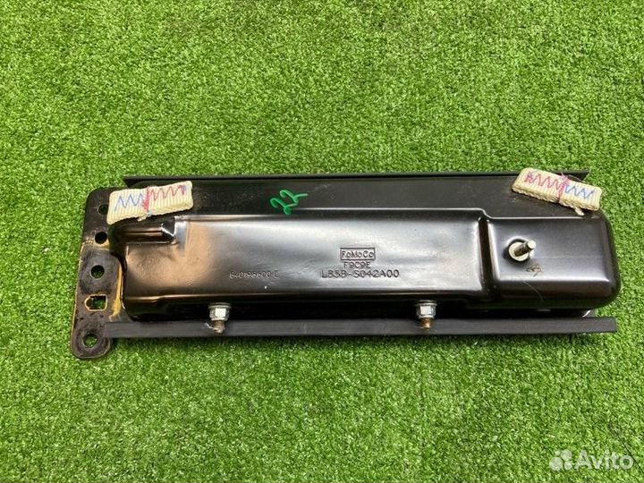 Подушка безопасности в колени Ford Explorer U625