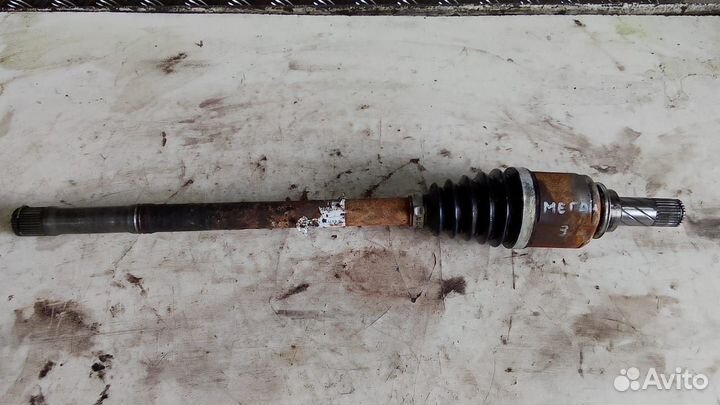 Привод левый Renault Megane 3