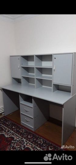 Письменный стол для школьника на двоих