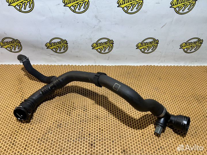 Патрубок системы охлаждения Audi A4 B9 8W A5