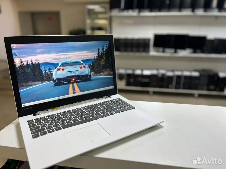 Ноутбук Lenovo 4 ядра SSD