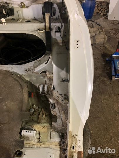 Крыло заднее левое Geely Emgrand Ec7 седан 1.8