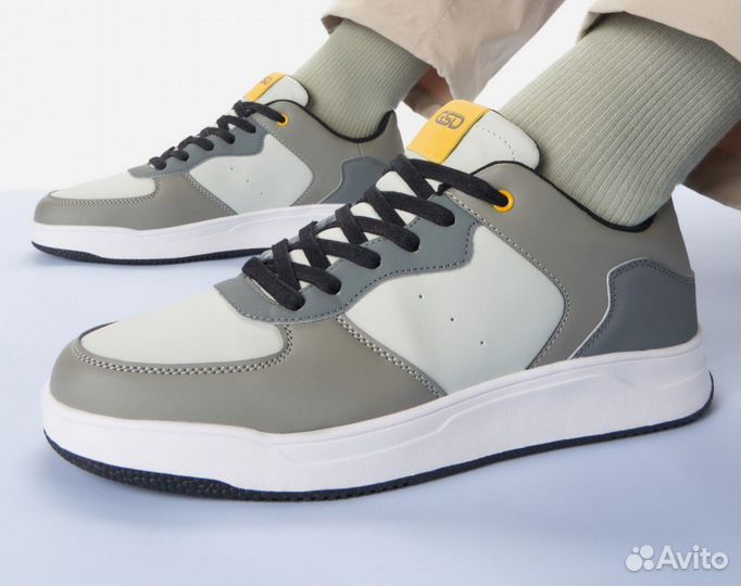 Кроссовки мужские