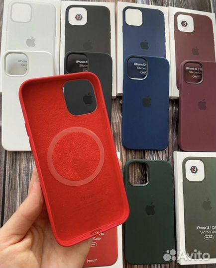 Чехол на iPhone