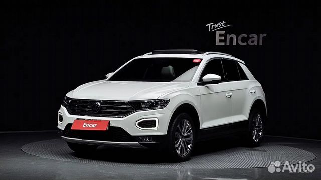 Volkswagen T-Roc 2.0 AMT, 2021, 39 000 км с пробегом, цена 2550000 руб.