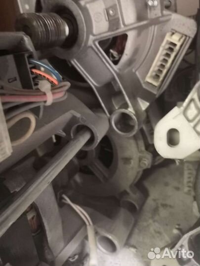 Двигататель стиральной машины Индезит