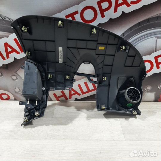 Накладка на торпедо левая Chevrolet Aveo T300 2012