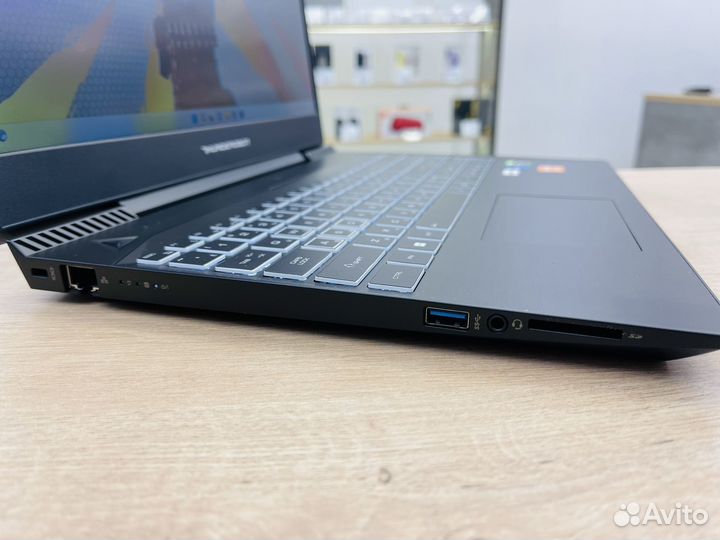 Игровой ноутбук rtx 3050/16gb/I5-11400h/256nvme