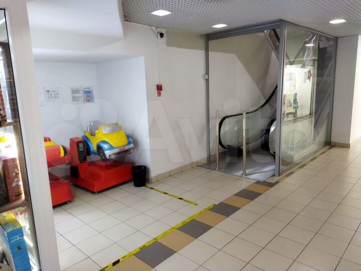 Торговая площадь, 61 м²