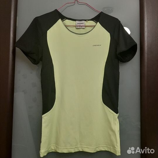 Спортивный костюм женский