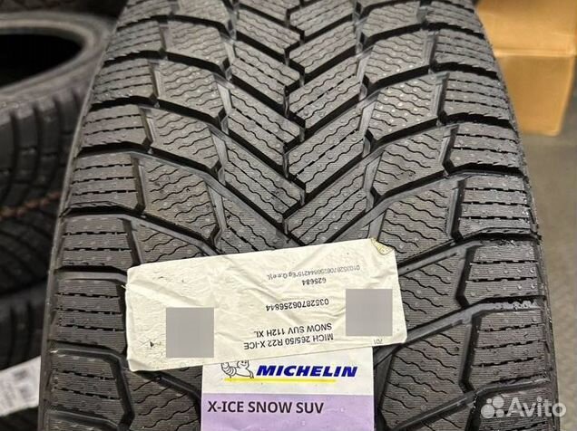 Michelin X-Ice Snow SUV 265/50 R22