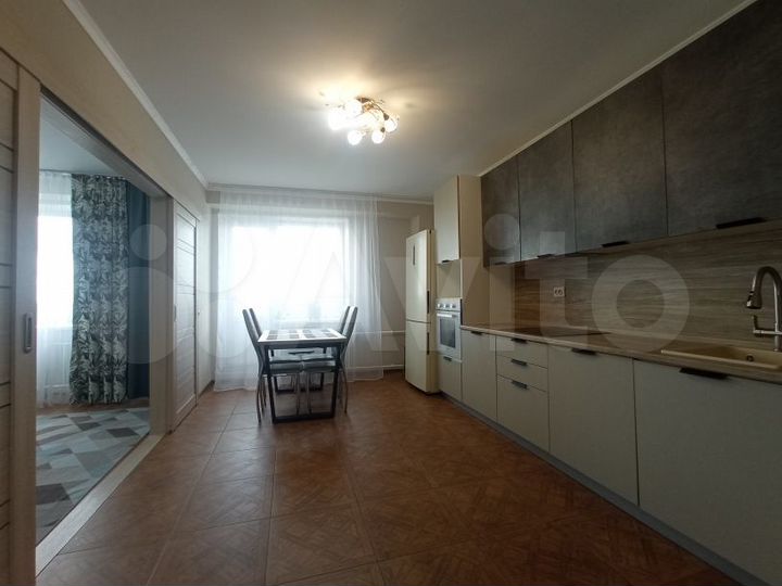3-к. квартира, 98,8 м², 14/17 эт.